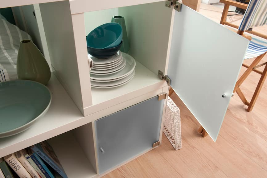 Pleksiglas vrata za namještaja